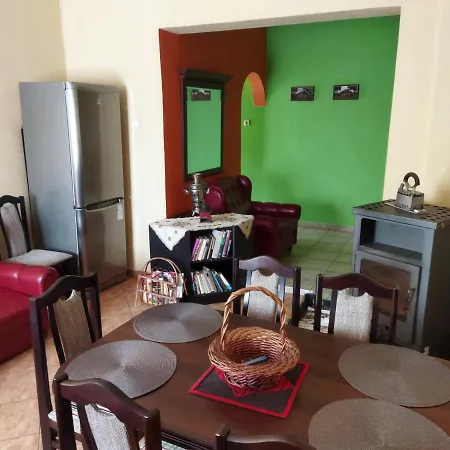 Szakal Vendeghaz Guest house *